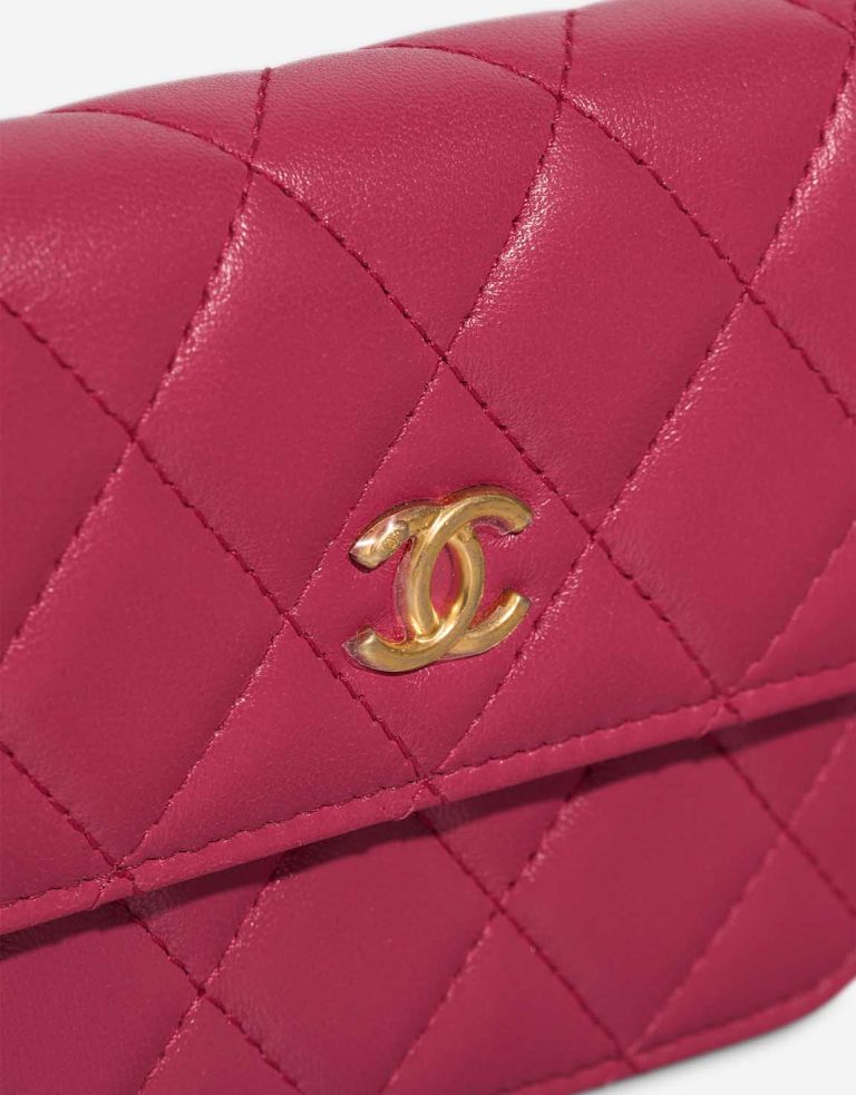 Chanel Timeless Pearl Crush Extra Mini Lamb Pink Closing System | Sell your designer bag