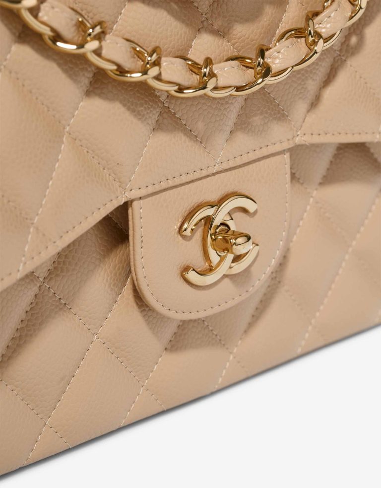 Chanel Timeless Jumbo Caviar Beige Closing System | Sell your designer bag