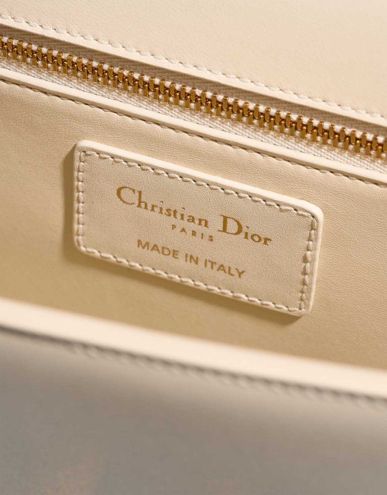 Dior 30 Montaigne Calf White Logo | Sell your designer bag