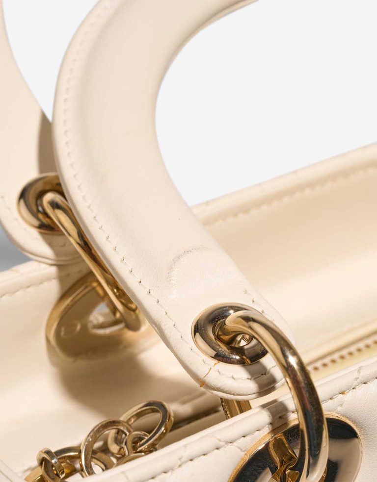 Dior Lady Medium Lamb White Signs of wear | Sell your designer bag