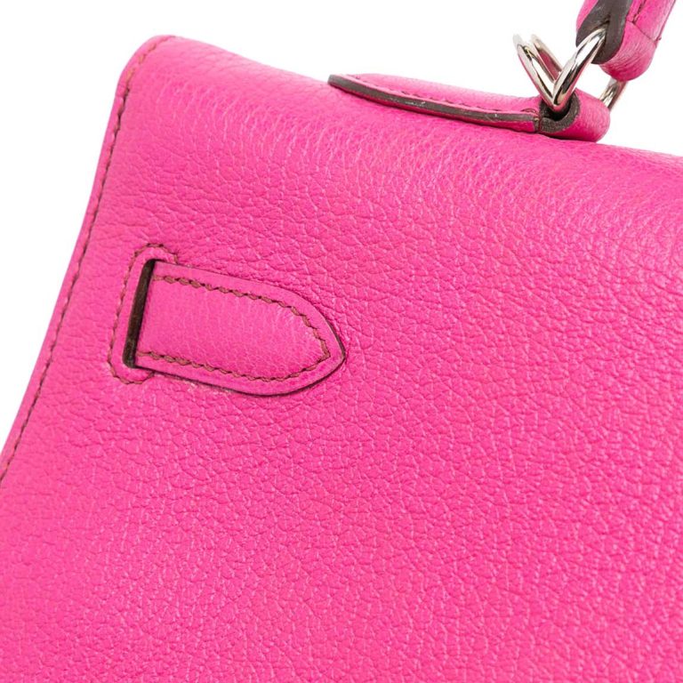 Hermès Kelly 32 Chèvre Mysore Fuchsia Signes d'usure | Vendre votre sac de créateur