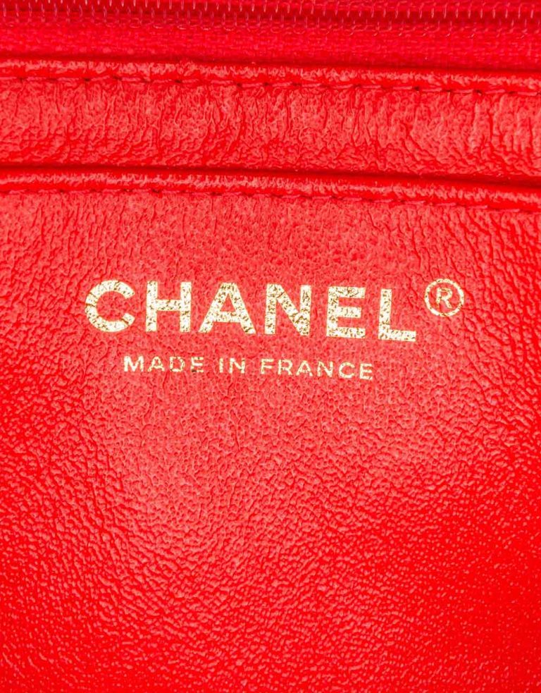 Chanel Timeless Mini Rectangulaire Agneau Rouge Logo | Vendre votre sac de créateur