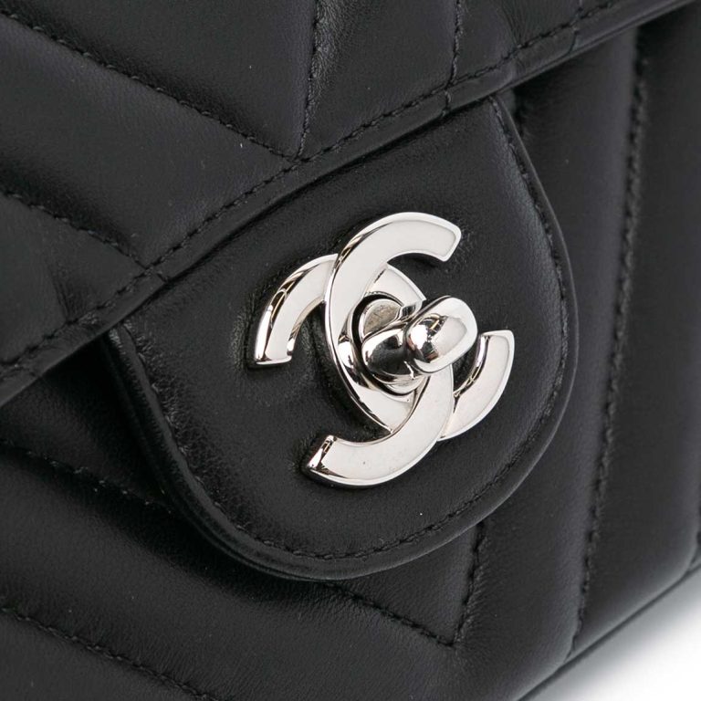 Chanel Timeless Medium Lamb Black Front | Sell your designer bag