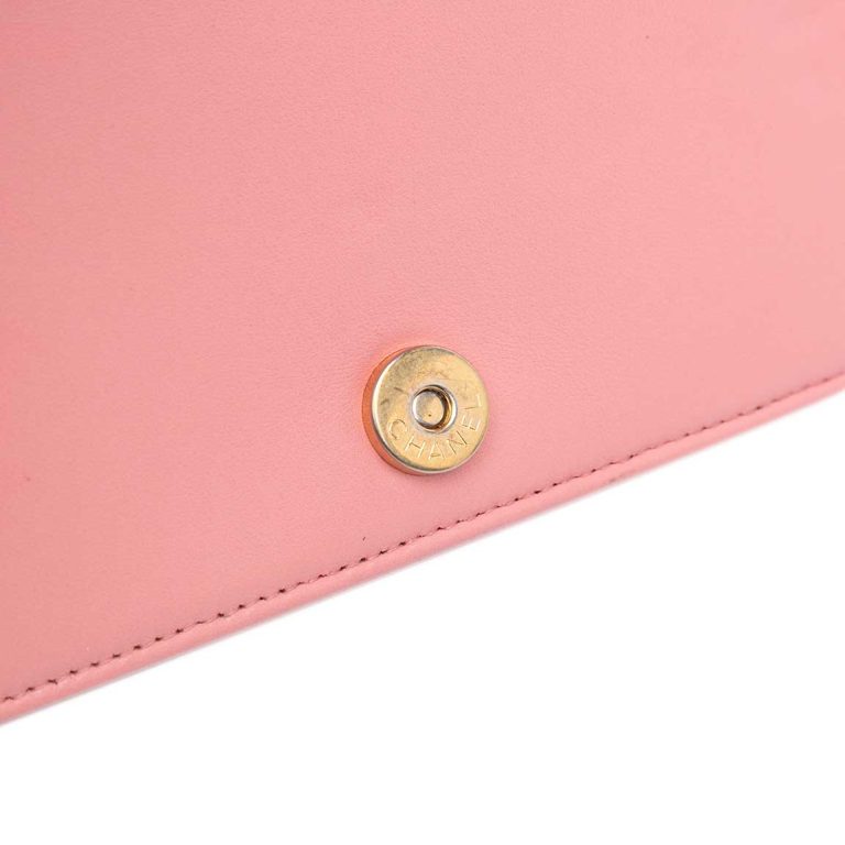 Chanel Boy Wallet On Chain Small Lammleder Pink Closing System | Verkaufen Sie Ihre Designer-Tasche