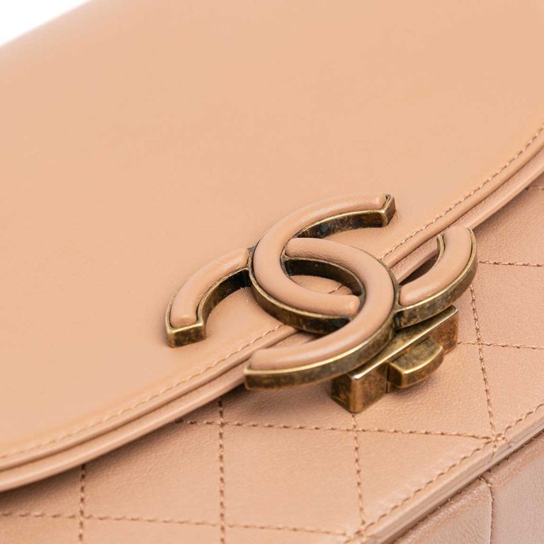 Chanel Flap Bag Coco Curve Calf Beige Front | Sell your designer bag