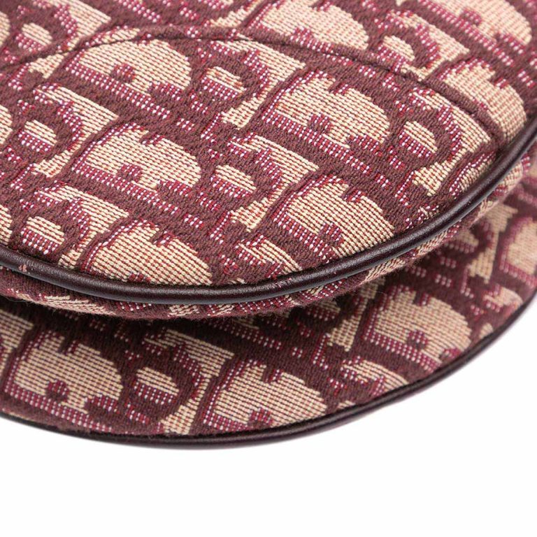 Dior Saddle Medium Oblique Jacquard Red Signs of wear | Sell your designer bag