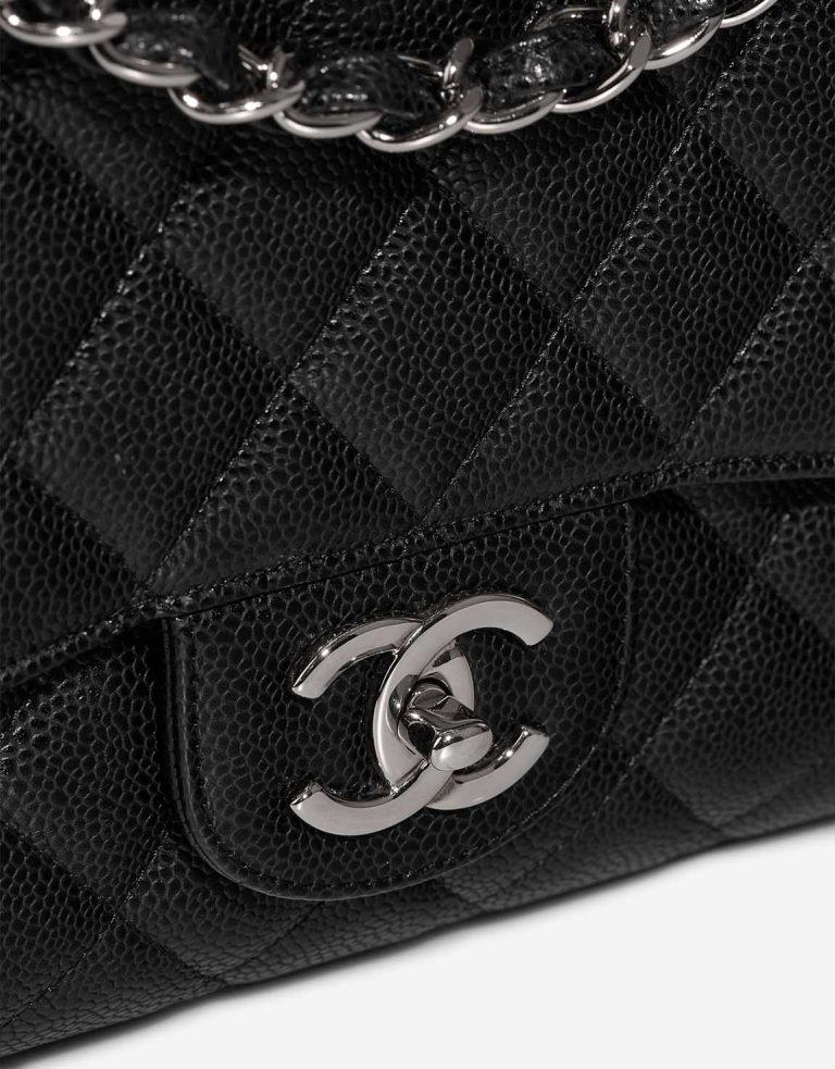 Chanel Timeless Maxi Caviar Black Closing System | Sell your designer bag