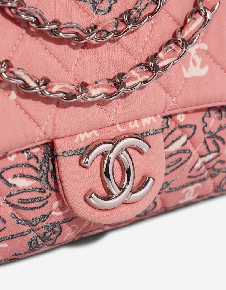 Chanel Timeless Medium Canvas Pink Closing System | Sell your designer bag