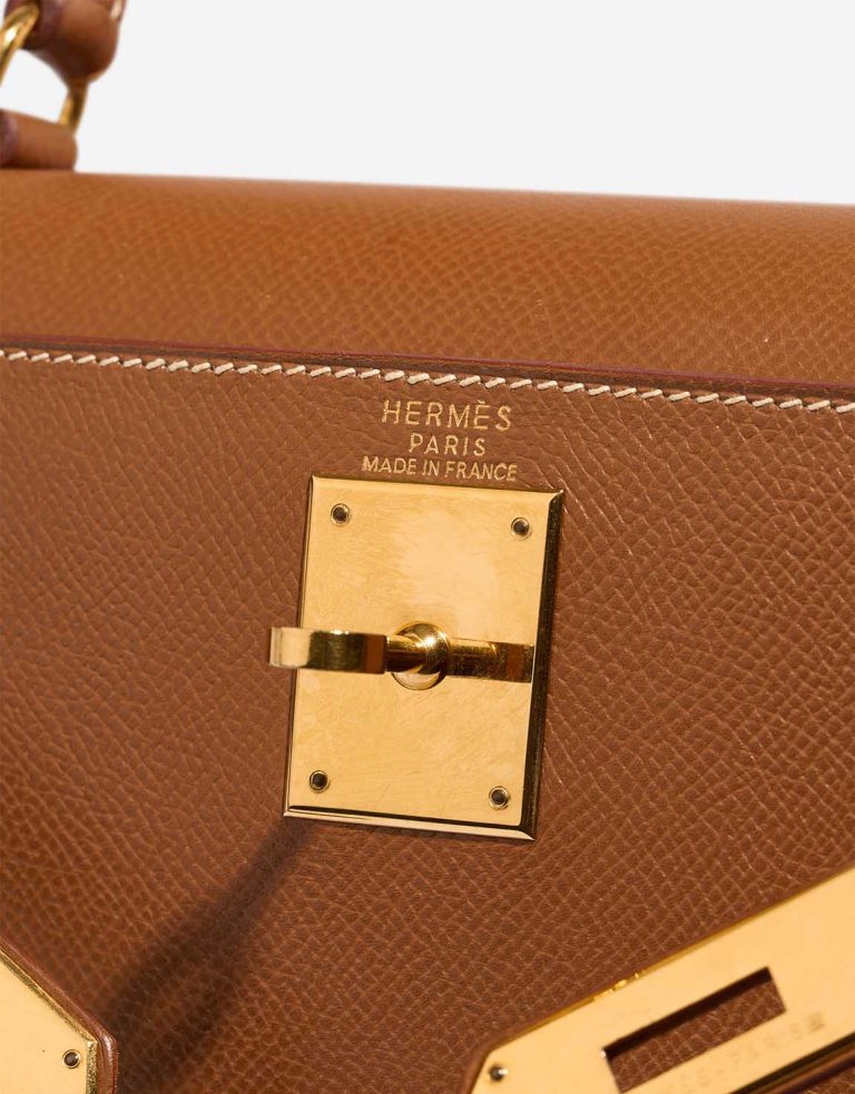 Hermès Kelly 28 Courchevel Gold Logo | Sell your designer bag