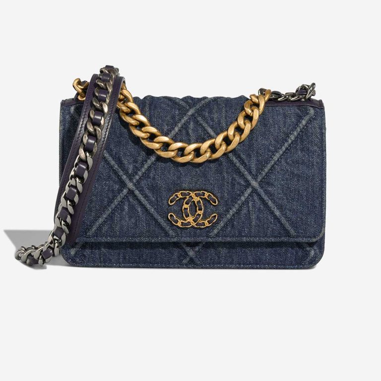 Chanel 19 Wallet On Chain Denim Dark Blue Front | Sell your designer bag