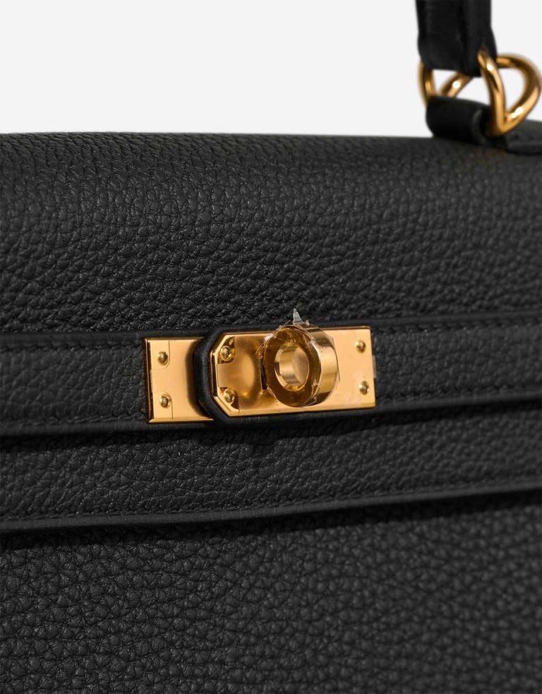 Hermès Kelly 25 Togo Black Closing System | Sell your designer bag