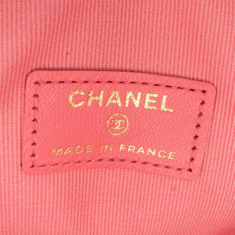 Chanel Timeless Heart Small Lamb Pink Logo | Sell your designer bag